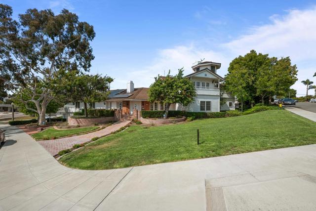 855 Country Club Drive, Chula Vista CA: https://media.crmls.org/mediaz/7fa229c2-d153-4e5e-9d75-d51ecba65d4b.jpg
