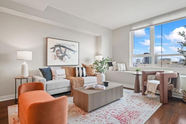 300 Berry Street, San Francisco CA: https://media.crmls.org/mediaz/7fa2af34-5ff8-447a-9598-2659a96bc74d.jpg