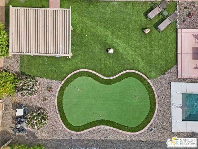 74121 Kingston Court, Palm Desert CA: https://media.crmls.org/mediaz/7fa2f3a7-3282-4882-883a-0933483379b8.jpg
