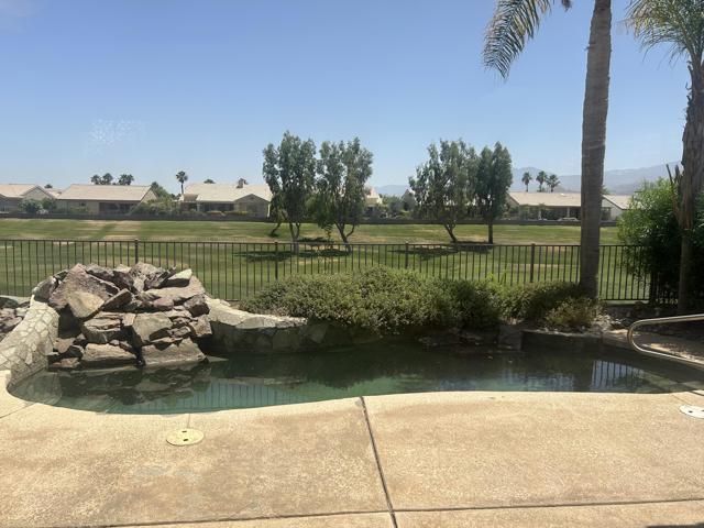78557 Golden Reed Drive, Palm Desert CA: https://media.crmls.org/mediaz/7fa30765-e118-41e6-ac1c-51038403d1c5.jpg