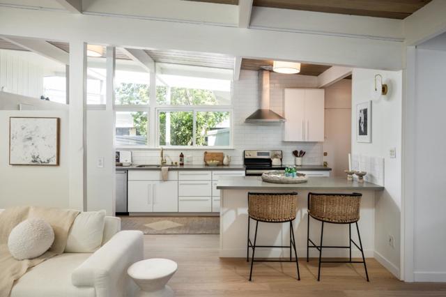 428 E Charleston Road, Palo Alto CA: https://media.crmls.org/mediaz/7fa38902-0b24-4a62-98a3-fefd865c41df.jpg