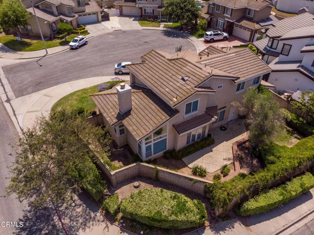 1062 Meadowlark Drive, Fillmore CA: https://media.crmls.org/mediaz/7fa3bd95-0d88-45c5-acad-414dfc62cfe5.jpg
