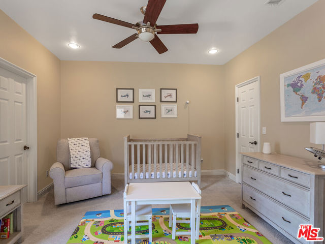 23949 De Ville Way, Malibu CA: https://media.crmls.org/mediaz/7fa3ed49-e989-4138-910d-2facd93c6f51.jpg