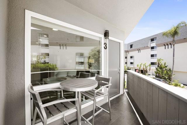 3980 Crown Point Drive, San Diego CA: https://media.crmls.org/mediaz/7fa4bd04-df5a-4410-8f28-c8b62709bbc4.jpg