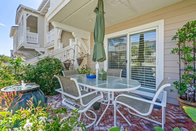 Detail Gallery Image 18 of 46 For 3729 Islander Walk, Oxnard,  CA 93035 - 4 Beds | 3/1 Baths