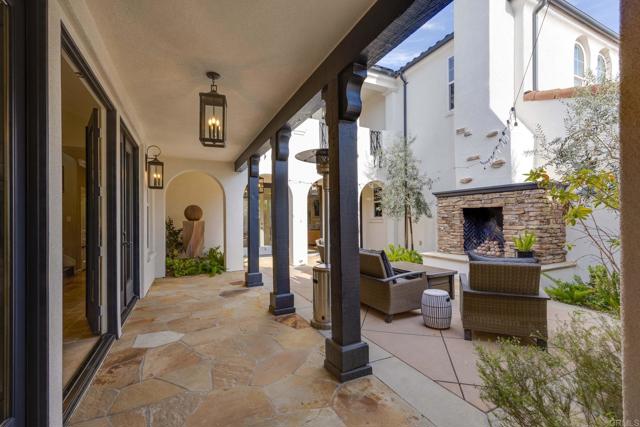 Detail Gallery Image 2 of 75 For 3544 Sitio Damasco, Carlsbad,  CA 92009 - 5 Beds | 3 Baths