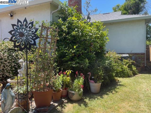 310 Taylor St, Fairfield CA: https://media.crmls.org/mediaz/7fa584b8-af86-462f-9173-d05e31e54339.jpg
