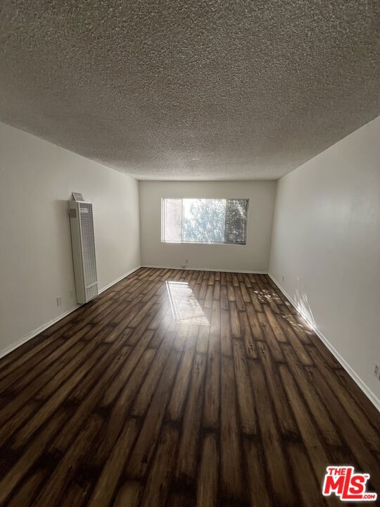4187 Arch Drive, Studio City CA: https://media.crmls.org/mediaz/7fa586aa-180f-467f-8caa-cf50fd9e3936.jpg