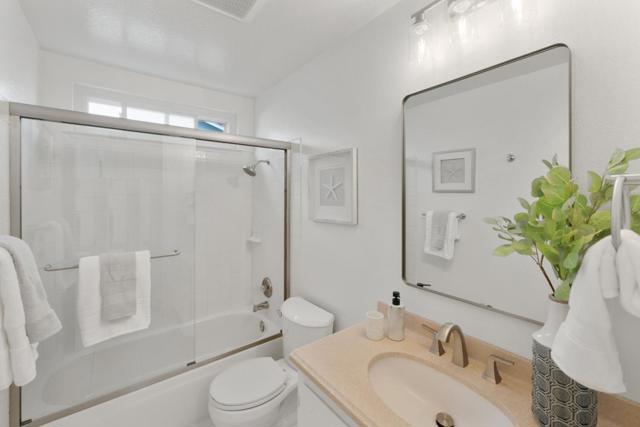 569 Blairburry Way, San Jose CA: https://media.crmls.org/mediaz/7fa6778f-46cb-4762-937c-3dba68f37bcd.jpg
