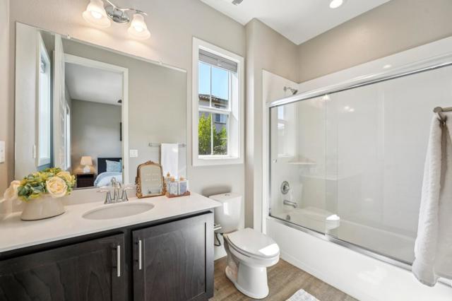 18713 White Moon Drive, Morgan Hill CA: https://media.crmls.org/mediaz/7faab918-382d-4a39-ab1f-ad848153d215.jpg