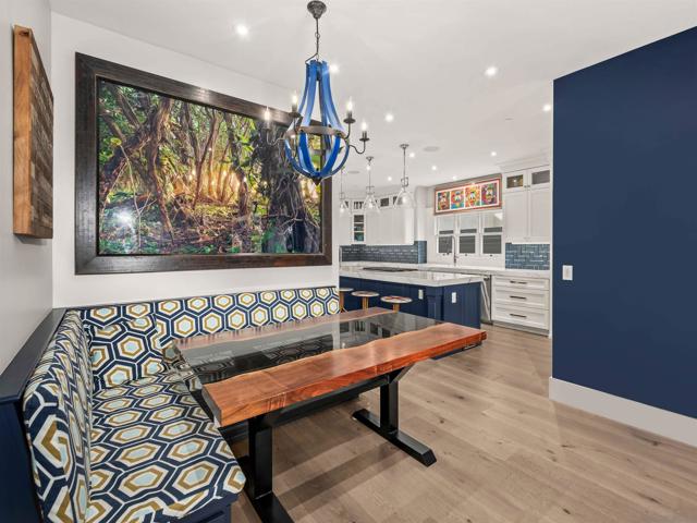 1027 G Ave, Coronado CA: https://media.crmls.org/mediaz/7fabe6f6-8c37-4519-a5c0-f0445a39c86f.jpg