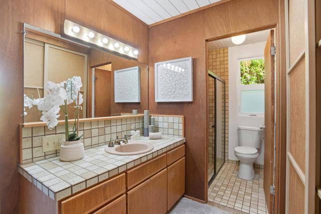 1582 Brandywine Road, San Mateo CA: https://media.crmls.org/mediaz/7fac3ecf-9bea-4c8a-b93c-4c50210eb969.jpg