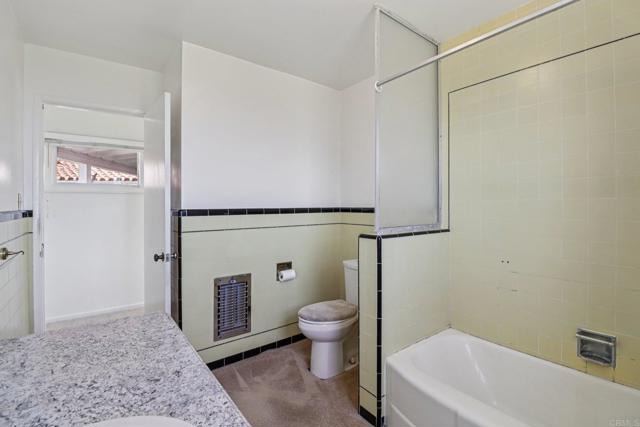 Detail Gallery Image 31 of 70 For 2397 Mira Sol Dr, Vista,  CA 92084 - 3 Beds | 2 Baths