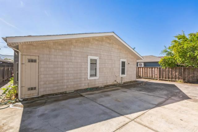 4473 Alum Rock Avenue, San Jose CA: https://media.crmls.org/mediaz/7facc760-9eac-4f15-ace5-279055754e2a.jpg