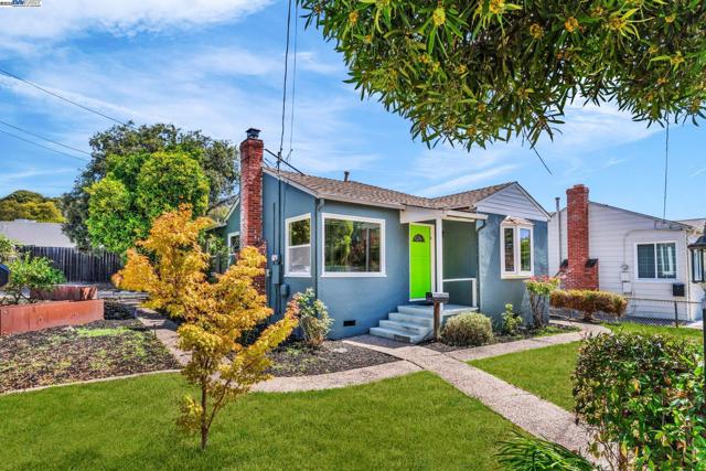 205 Julius St, San Leandro CA: https://media.crmls.org/mediaz/7fad6384-8477-4176-9686-d83b051fe098.jpg