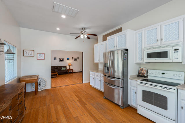 Detail Gallery Image 40 of 75 For 102 Anna Ln, Bakersfield,  CA 93308 - 7 Beds | 5 Baths