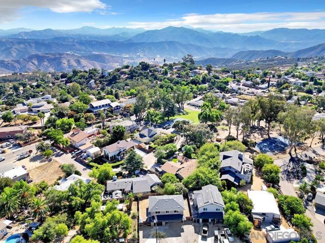 130 Scenic Dr, El Cajon CA: https://media.crmls.org/mediaz/7fae32f7-e0b0-410f-9a4b-750c2c1077f6.jpg