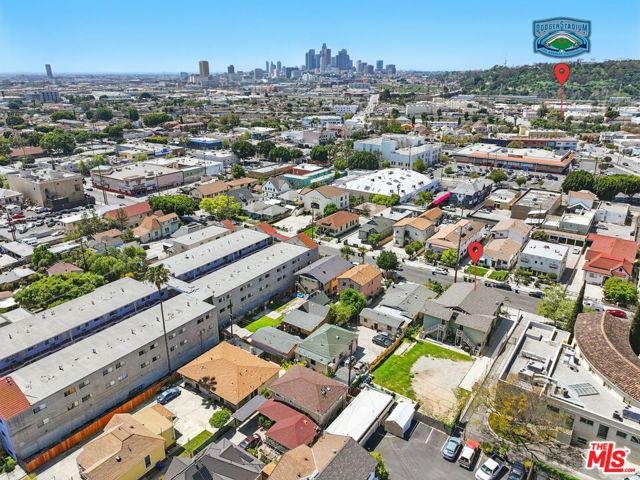 2512 Workman Street, Los Angeles CA: https://media.crmls.org/mediaz/7fae59fe-26b9-4166-a632-5885e888ebee.jpg