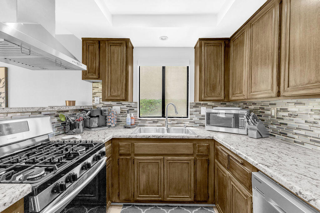 MLS #219139157DA image #14