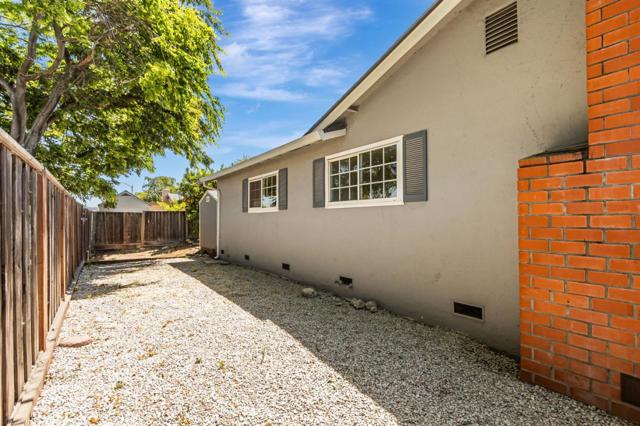 602 Azule Avenue, San Jose CA: https://media.crmls.org/mediaz/7faf027e-73ce-49d2-a78d-b0168ae433e8.jpg