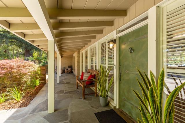 690 Torwood Lane, Los Altos CA: https://media.crmls.org/mediaz/7fafb5c1-5610-44b6-9efe-b4ff2a5798db.jpg