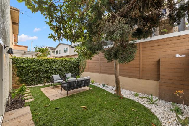 Detail Gallery Image 29 of 34 For 1209 Stanford Ave, Redondo Beach,  CA 90278 - 3 Beds | 2/1 Baths