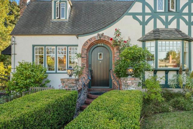 503 Van Ness Avenue, Santa Cruz CA: https://media.crmls.org/mediaz/7fb00501-f5c2-4292-bcb1-888daf3658ca.jpg