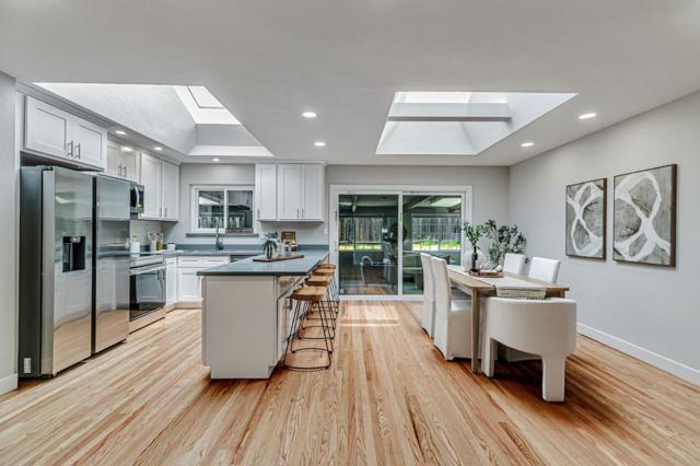 1390 Pointe Claire Drive, Sunnyvale CA: https://media.crmls.org/mediaz/7fb02a8a-0274-4973-8dc3-1ca0c697171c.jpg