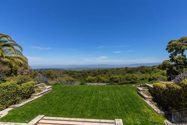 5660 Alpine Road, Portola Valley CA: https://media.crmls.org/mediaz/7fb0c6cc-2028-4ef5-8ff3-34ae50fb01d8.jpg