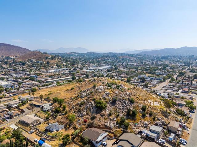 1161 N Anza Street, El Cajon CA: https://media.crmls.org/mediaz/7fb0f137-3a98-442e-8a4a-0f22684fdc64.jpg