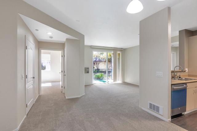 35511 Monterra Terrace, Union City CA: https://media.crmls.org/mediaz/7fb10767-2384-44bf-bbe1-3586550aab60.jpg