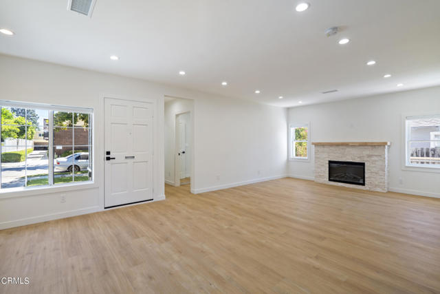 Detail Gallery Image 7 of 35 For 83 S Greenwood Ave, Pasadena,  CA  - 3 Beds | 2 Baths