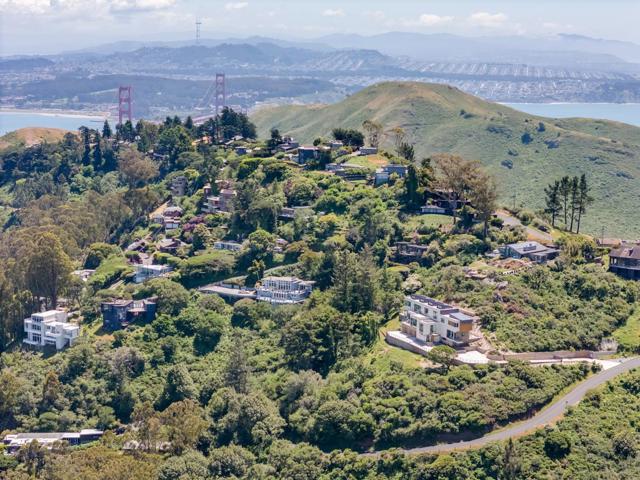 3 Wolfback Ridge Road, Sausalito CA: https://media.crmls.org/mediaz/7fb21d8b-34e3-473c-af63-6ecb666c15c1.jpg