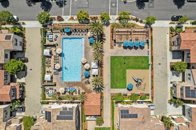 712 Gemstone Drive, San Marcos CA: https://media.crmls.org/mediaz/7fb2c975-0683-4b31-ae1b-1726a4399e08.jpg