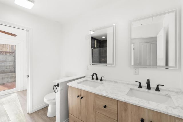 12405 Royal Rd, El Cajon CA: https://media.crmls.org/mediaz/7fb37e52-610e-4f92-ab81-26b54cc25241.jpg