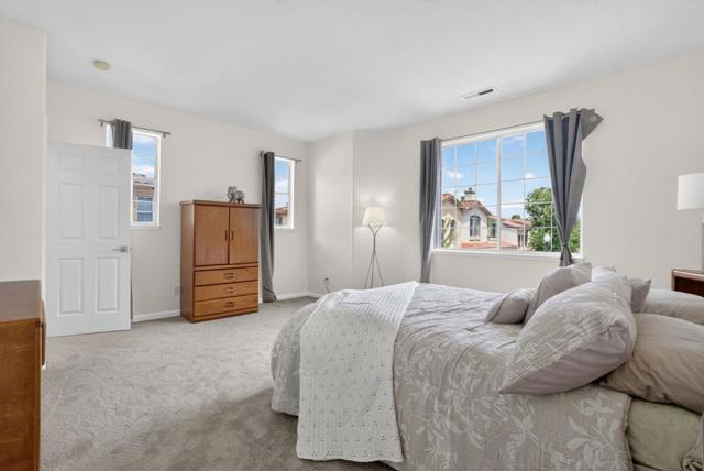 612 Villa Centre Way, San Jose CA: https://media.crmls.org/mediaz/7fb4c93e-a511-4b29-b362-67fb7ded4910.jpg