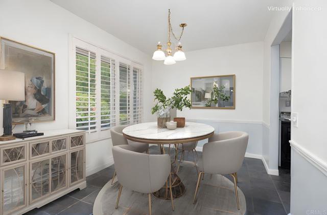 4402 Shearwater Way, Oceanside CA: https://media.crmls.org/mediaz/7fb5623f-1302-4134-859c-a709abf05ba4.jpg