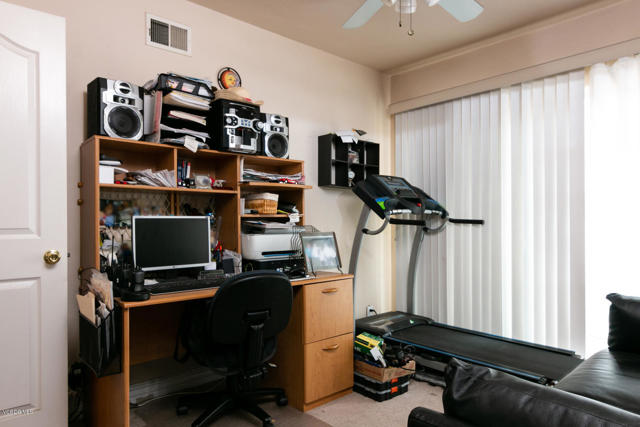 733 N M Street, Oxnard CA: https://media.crmls.org/mediaz/7fb5705a-ff22-416a-9c50-d5c9136561ed.jpg