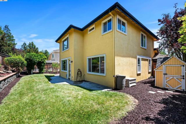 3582 Ridgecrest Way, Livermore CA: https://media.crmls.org/mediaz/7fb5f0d4-164b-4263-9e19-72cb4243d999.jpg