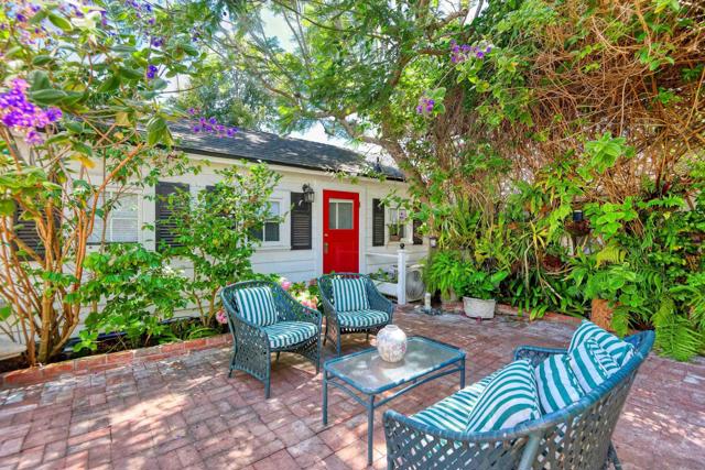 3130 2nd Ave, San Diego CA: https://media.crmls.org/mediaz/7fb75be7-da3c-4685-b38f-f9c9c4d9042f.jpg