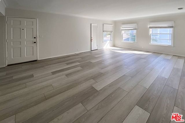 1229 Smithwood Drive, Los Angeles CA: https://media.crmls.org/mediaz/7fb8fde8-3b49-4a0b-a909-cccf7b60aab1.jpg