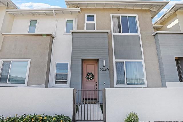 Detail Gallery Image 1 of 39 For 2040 Bluestone Cir, Chula Vista,  CA 91913 - 3 Beds | 2/1 Baths