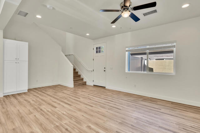 33912 Whispering Palms Trail, Cathedral City CA: https://media.crmls.org/mediaz/7fbaf035-b6c9-4066-a5ee-2ebd4e7b22e9.jpg