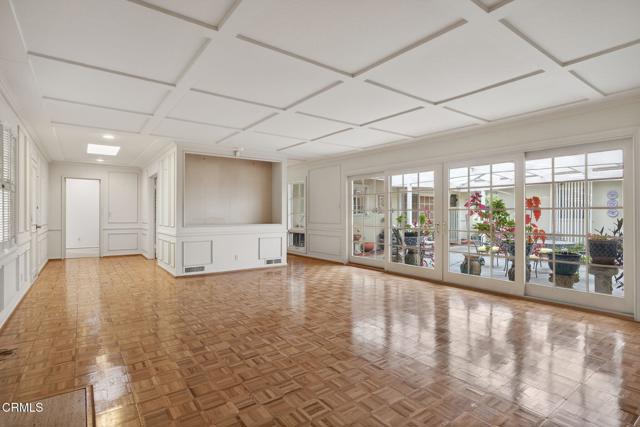 281 Glen Ellen Drive, Ventura CA: https://media.crmls.org/mediaz/7fbb4032-691c-4cfd-83de-f19cd034bbfb.jpg