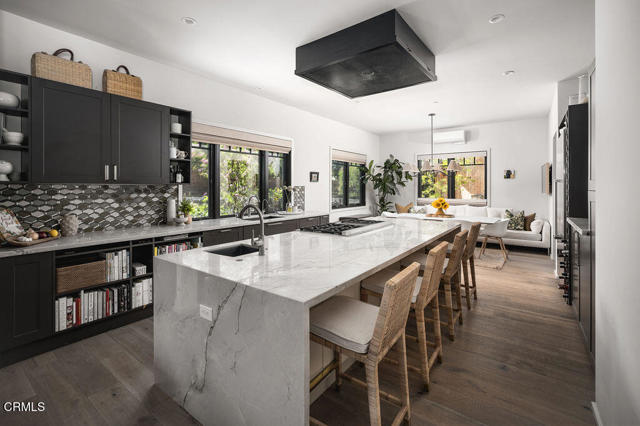 850 Sienna Way, Santa Ynez CA: https://media.crmls.org/mediaz/7fbb5075-8e33-43db-94e3-89674db77d87.jpg