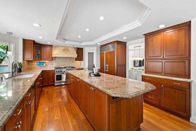 Image 15 of 39 For 7056 Del Cerro Boulevard