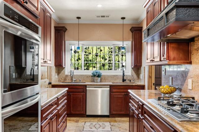2536 Amethyst Drive, Santa Clara CA: https://media.crmls.org/mediaz/7fbc8960-4b7f-468e-bfe5-cb490e5c9376.jpg