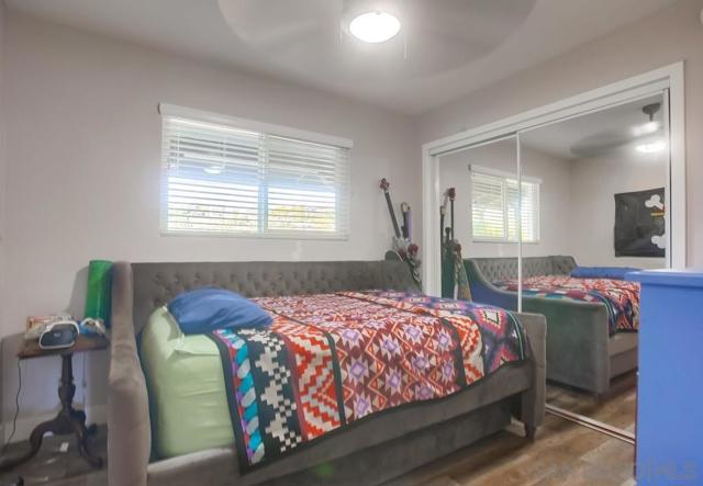 2035 Camino Cantera, Vista CA: https://media.crmls.org/mediaz/7fbdd6b6-e8a2-4a8e-a05b-6c8e010f812e.jpg