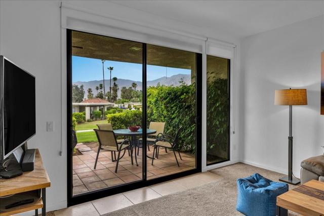 737 N Madrid Circle, Palm Springs, CA 92262