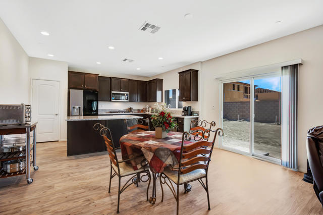 84701 Merus Avenue, Indio CA: https://media.crmls.org/mediaz/7fbe82d8-abf2-448f-9741-9e533dc2ab8e.jpg